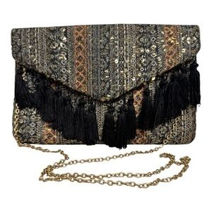 Lulus Fancy A Fringe Clutch Gold Chain Crossbody Pocketbook Bag Tassels